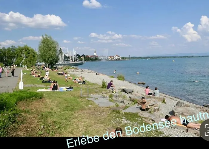 Ferienwohnung Am Bodensee- Zentrale Lage, Free Parking And Wifi, 109 M2, Privater Garten, 7 Gaeste, 2X Kingsize Boxspringbett, Familienfreundlich